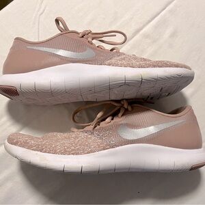 Women's Nike Flex Connect Pale Pink Running Shoes Size: 11
